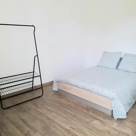 Logement Au Calme Au Pied Des Jardins 19B Mauleon